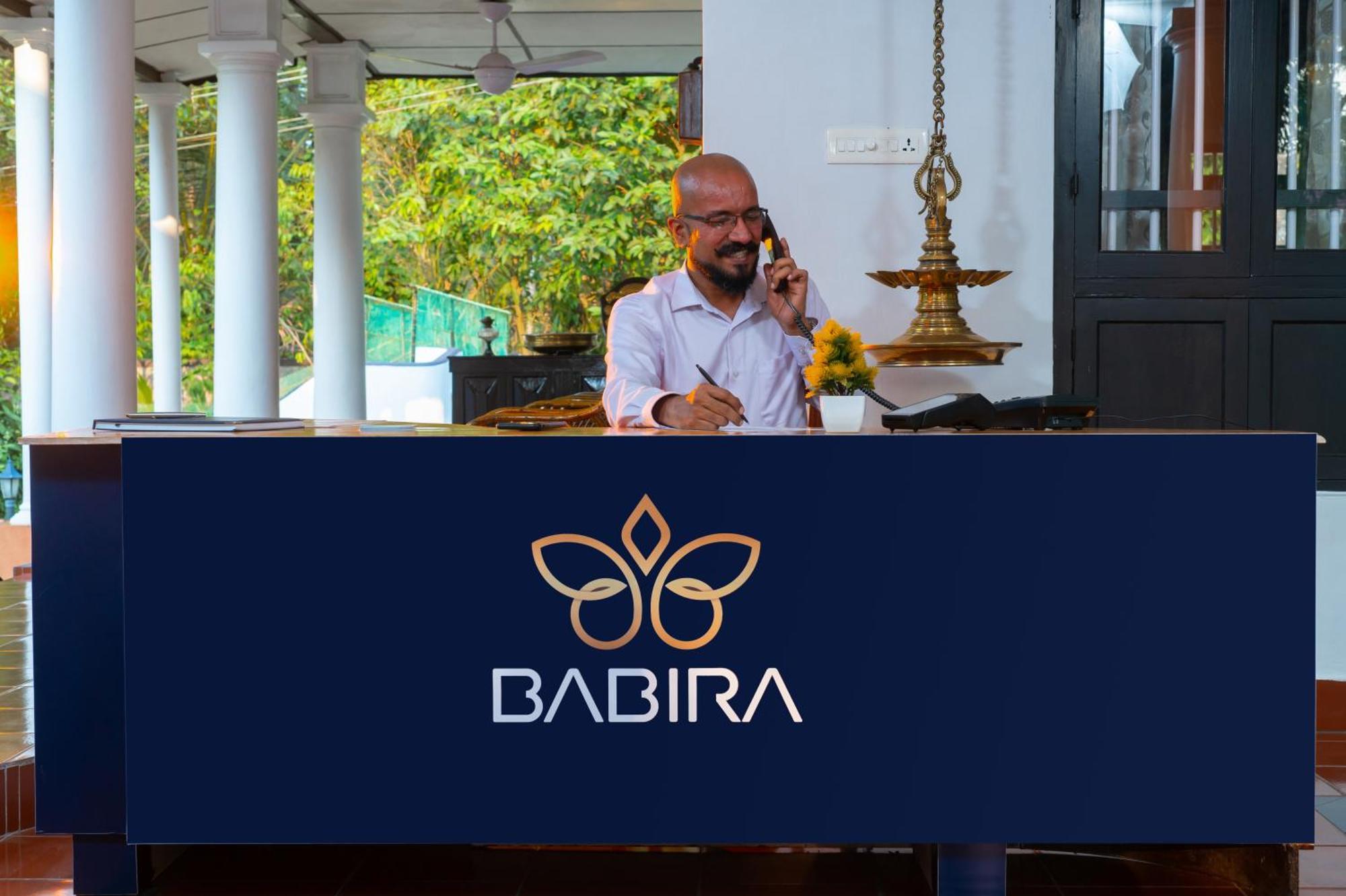 Babira Brookside Heritage Resort Кумараком Экстерьер фото